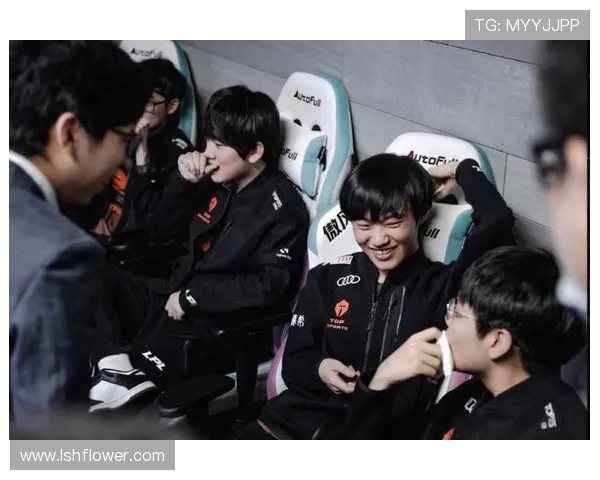 和平精英战术分析：TES战队防守策略的深度解读与启示